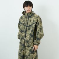 210 NEUTRA&&モデル身長：179cm 着用サイズ：M&&