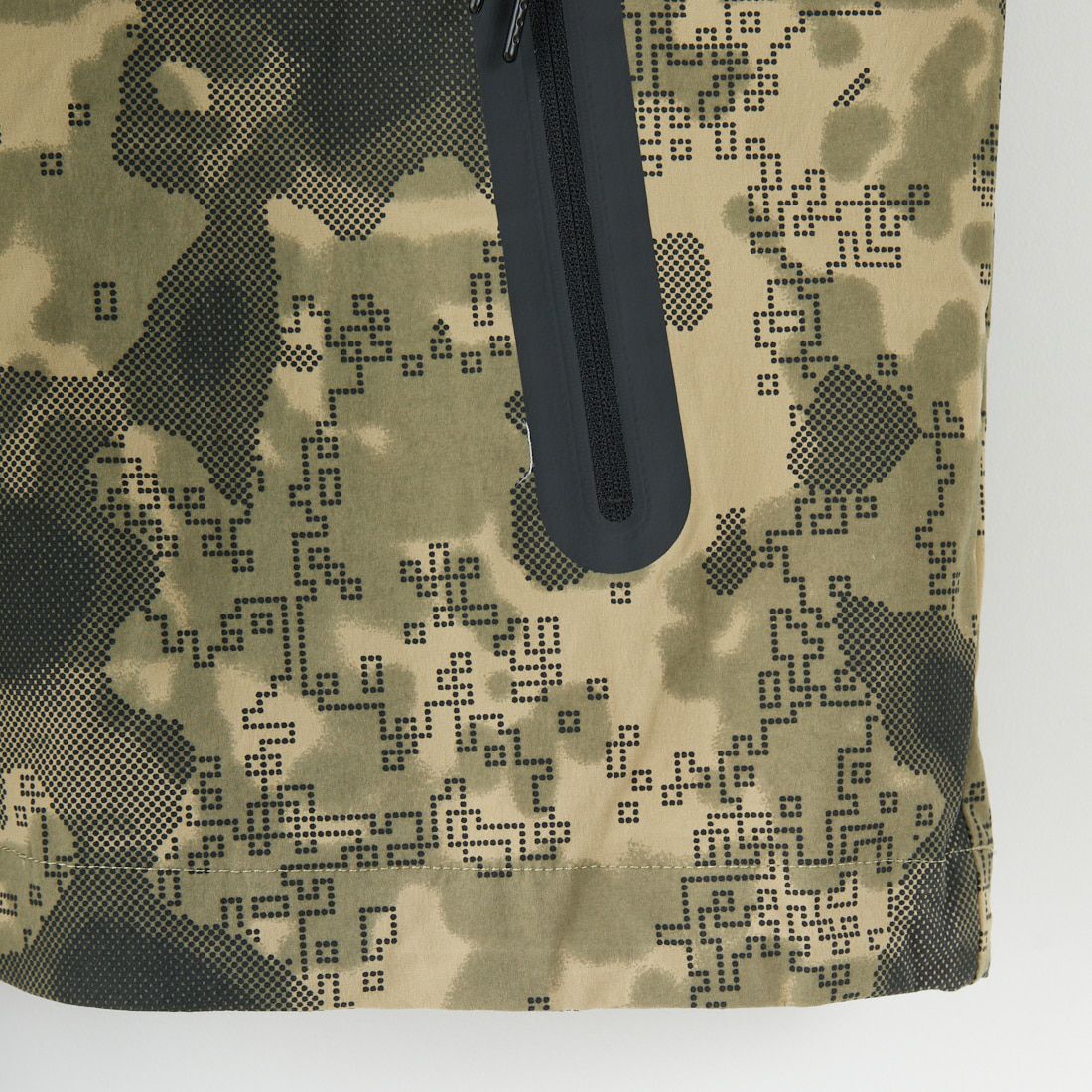 NIKE [ナイキ] Dri-FIT ウィンドランナー ウーブンカモ柄ジャケット [HV0980] 210 NEUTRA