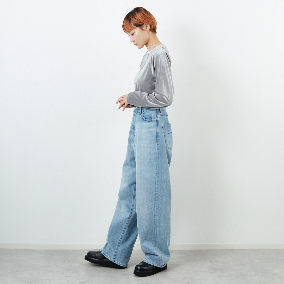 Jf Ready Made [ジェイエフレディメイド] カットベロアクルーネックTシャツ [3105101] 805 ｸﾞﾚｲ &&モデル身長：160cm 着用サイズ：F&&