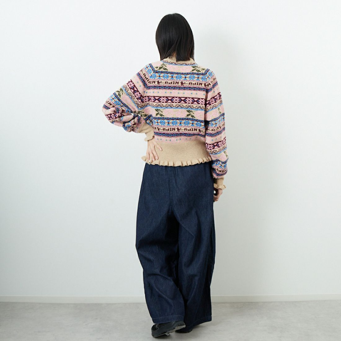 RhodolirioN [ロドリリオン] フェアアイルセーター [RV1059] A BEIGE &&モデル身長：162cm 着用サイズ：ONE SIZE&&