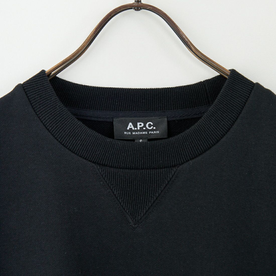 A.P.C. [アー・ペー・セー] Alfred クルーネックスウェット [MOLLETON-ALFRED] 99 NOIR