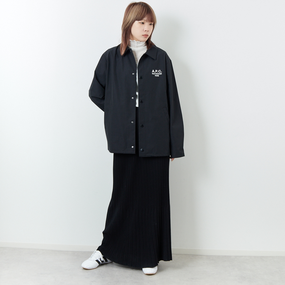 A.P.C. [アー・ペー・セー] Raymond ブルゾン [BLOUSON-RAYMOND] 99 NOIR &&モデル身長：167cm 着用サイズ：XS&&
