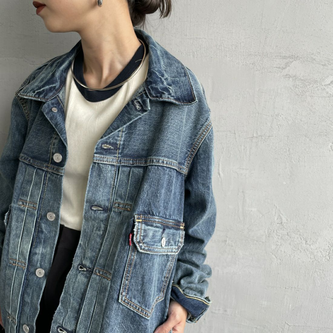 LEVI'S [リーバイス] TYPE2 トラッカージャケット [A7632-00] 13 GLOOMY &&モデル身長：150cm 着用サイズ：S&&
