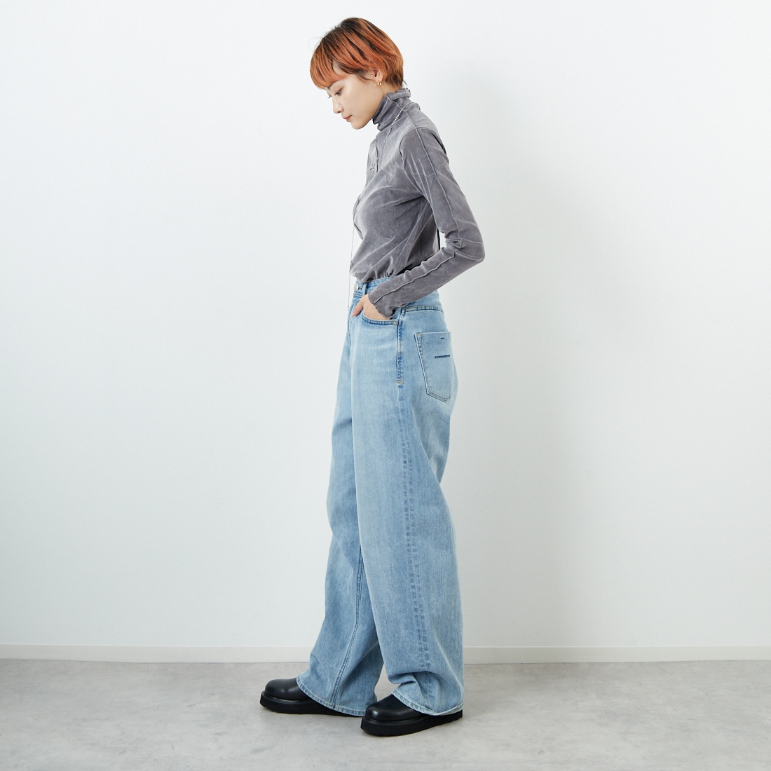 Jf Ready Made [ジェイエフレディメイド] フロッキーベロアボトルネックTシャツ [3105104] 805 ｸﾞﾚｲ &&モデル身長：160cm 着用サイズ：F&&