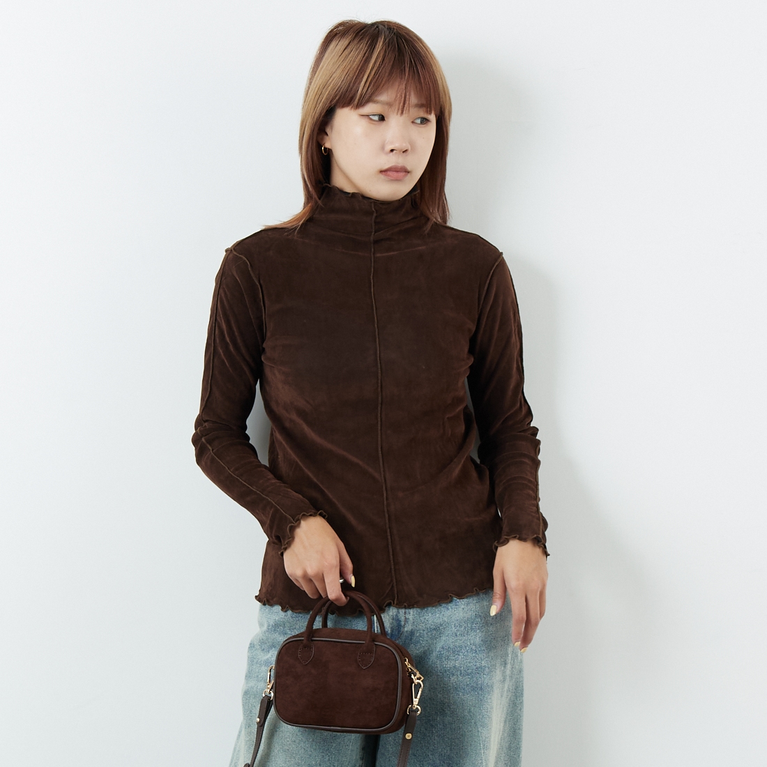 Jf Ready Made [ジェイエフレディメイド] フロッキーベロアボトルネックTシャツ [3105104] 701 ﾌﾞﾗｳﾝ &&モデル身長：167cm 着用サイズ：F&&