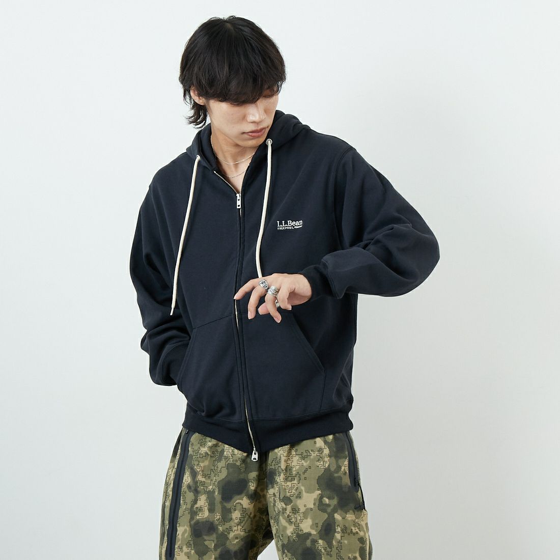 L.L.BEAN [エルエルビーン] PORTAGE フルジップフーデッドスウェット [5475-1035] 48 DK.CHAR &&モデル身長：179cm 着用サイズ：M&&