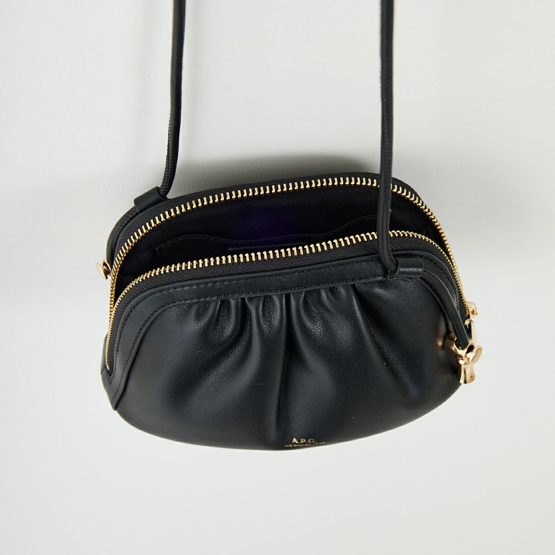 A.P.C. [アー・ペー・セー] Ninon ドローストリングバッグ [BOURSE-NINON-SMALL] 99 NOIR