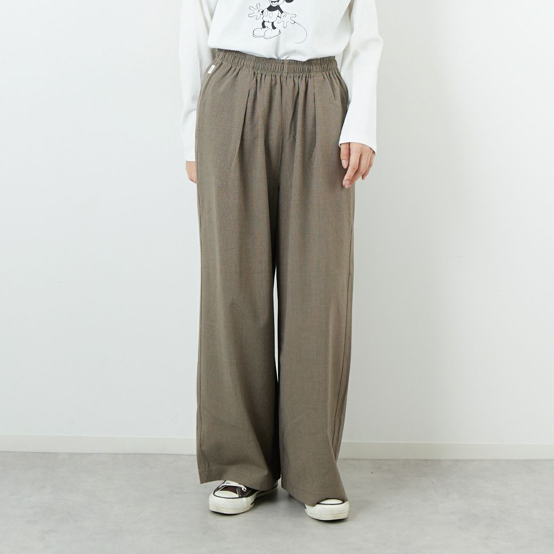 SOMETHING [サムシング] ウエストゴムSLワイドパンツ [SN9005] 5916 BEG &&モデル身長：162cm 着用サイズ：F&&