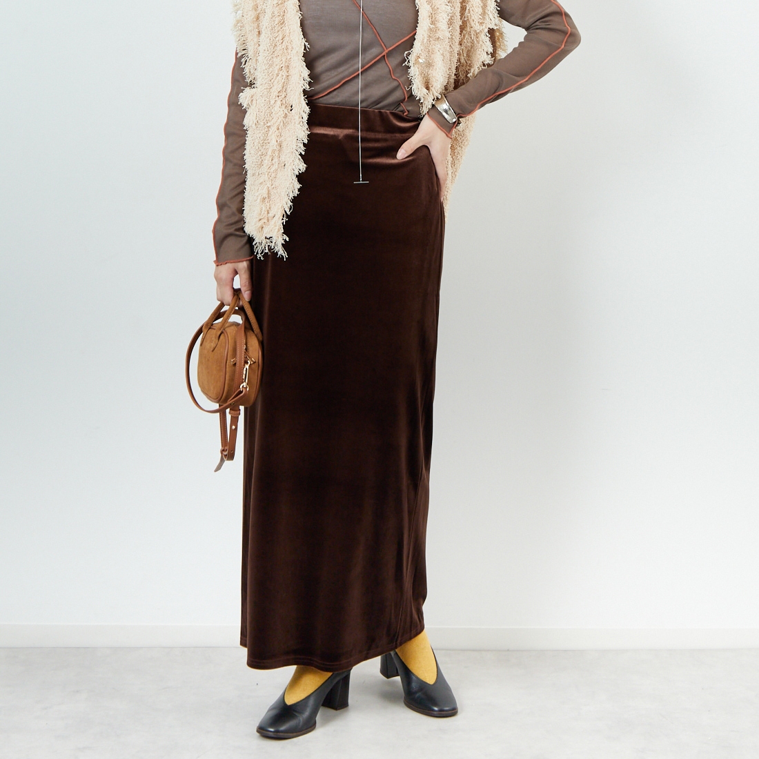 BROWN &&モデル身長：162cm 着用サイズ：36&&
