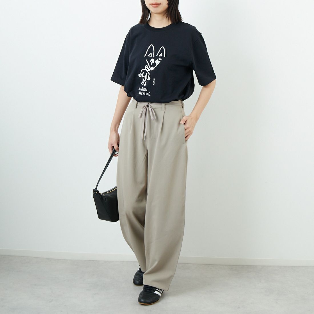 Noir Fabrik [ヌワールファブリック] ウエストドロー付カーブイージーパンツ [IN17-PT-5] KHK BEIGE &&モデル身長：162cm 着用サイズ：XS&&