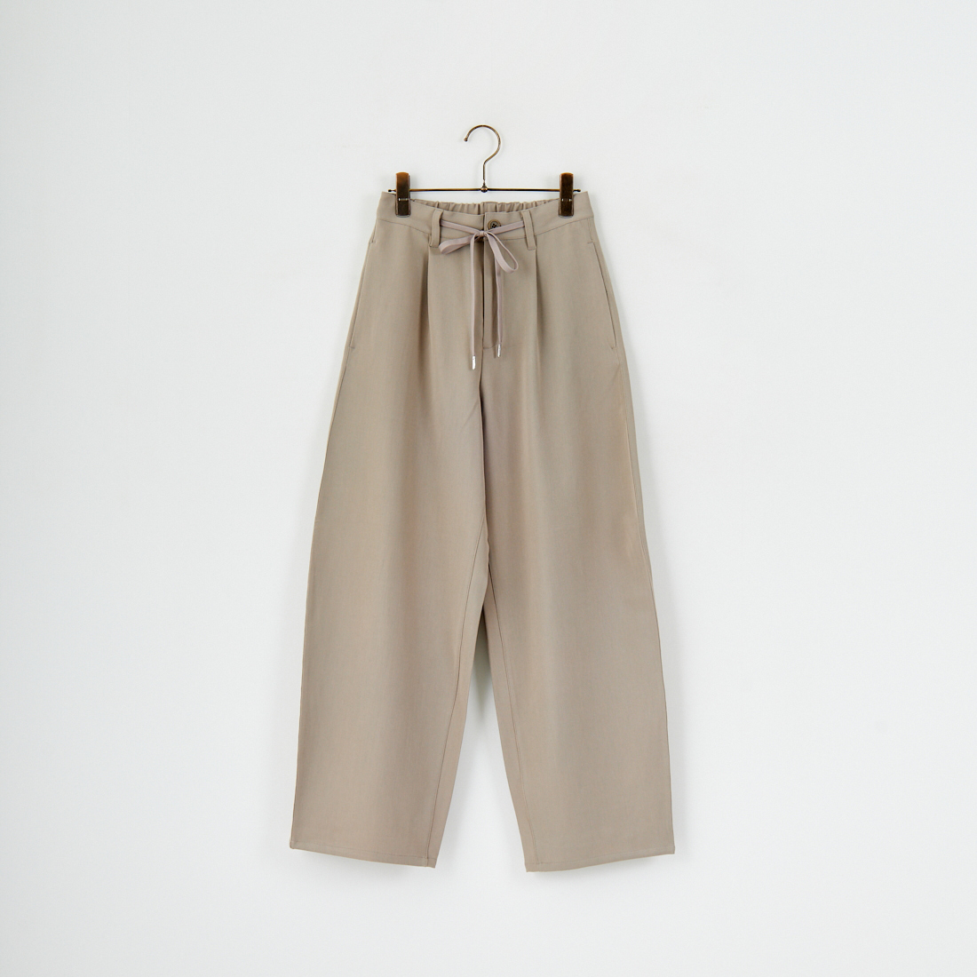Noir Fabrik [ヌワールファブリック] ウエストドロー付カーブイージーパンツ [IN17-PT-5] KHK BEIGE