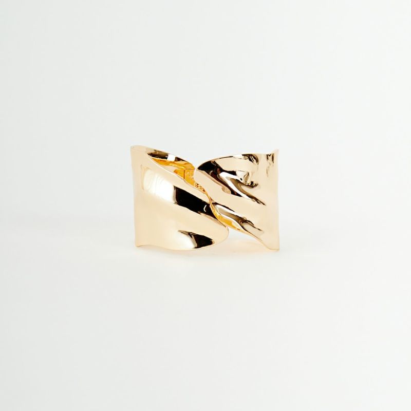 ERICKA NICOLAS BEGAY バングル　2個 楽天市場】ERICKA NICOLAS BEGAY（エリッカ ニコラス ビゲイ