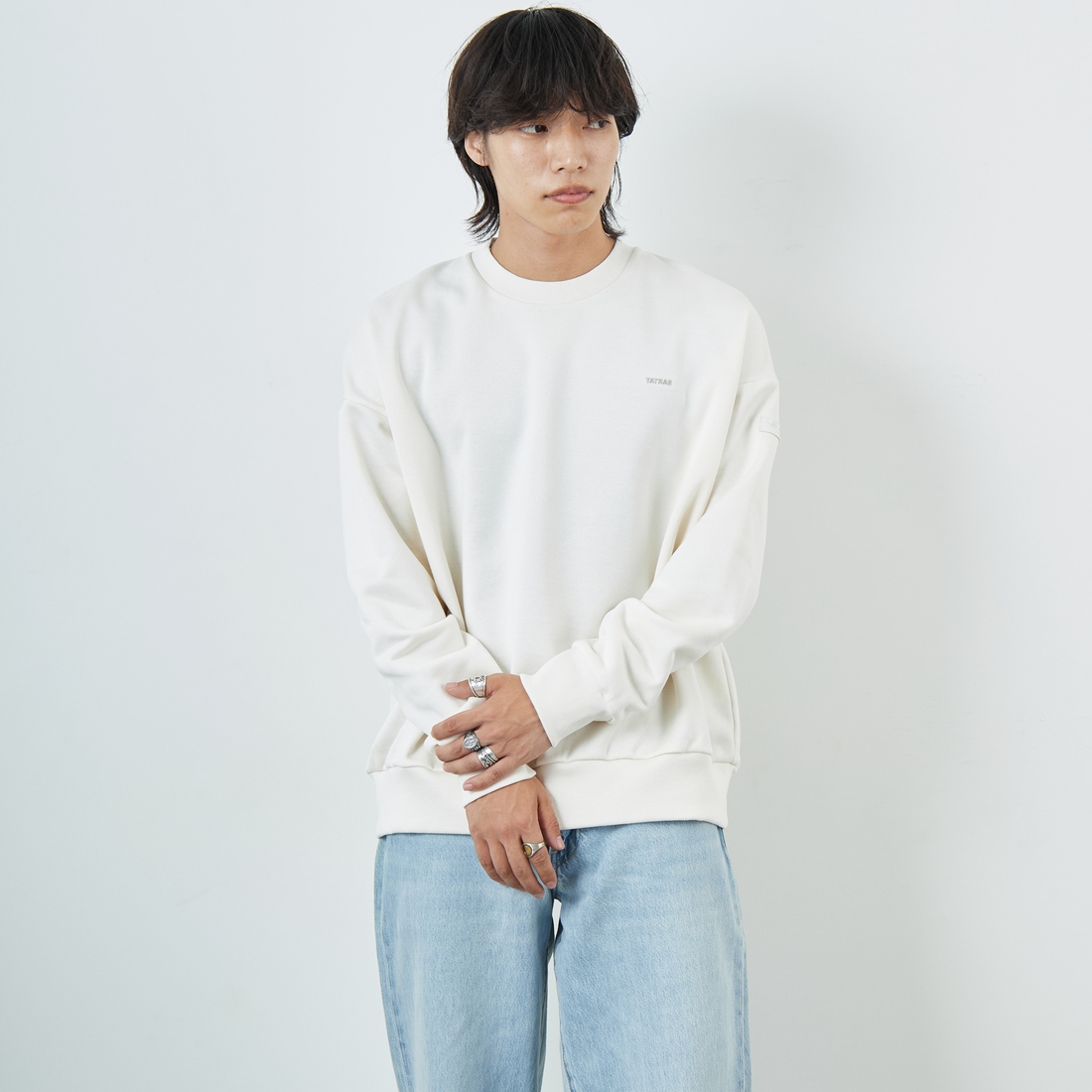 TATRAS [タトラス] 別注 LANIS ワンポイントロゴ クルーネック