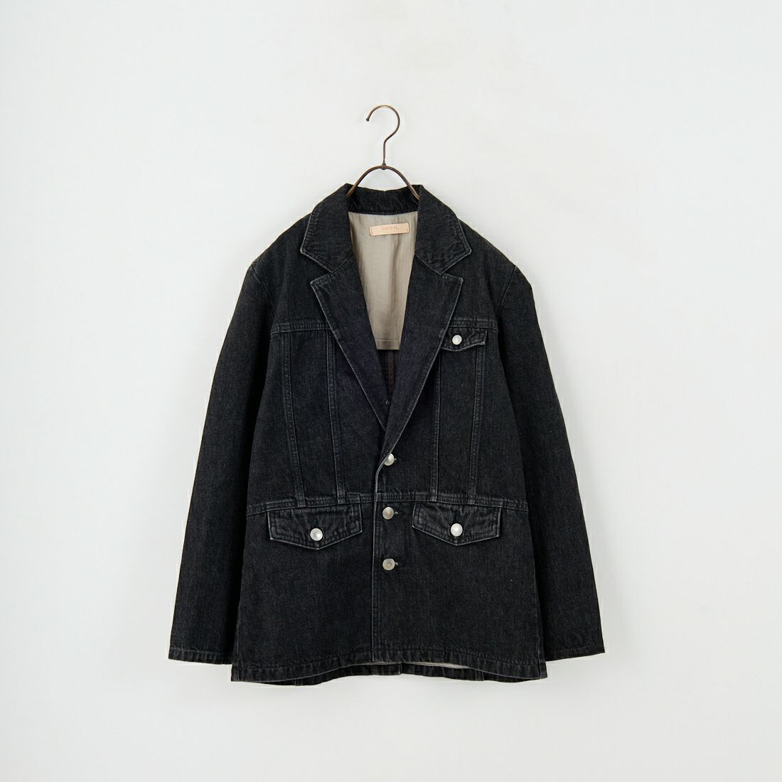 83 BLACK