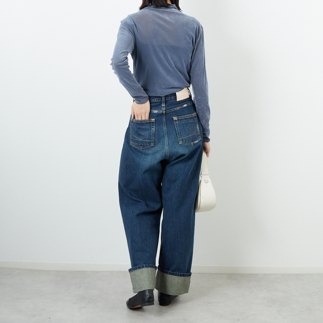 USINE [ユジーヌ] フロッキーチュールタートルネックTシャツ [21256065] 070 ﾌﾞﾙｰｸﾞ &&モデル身長：162cm 着用サイズ：F&&