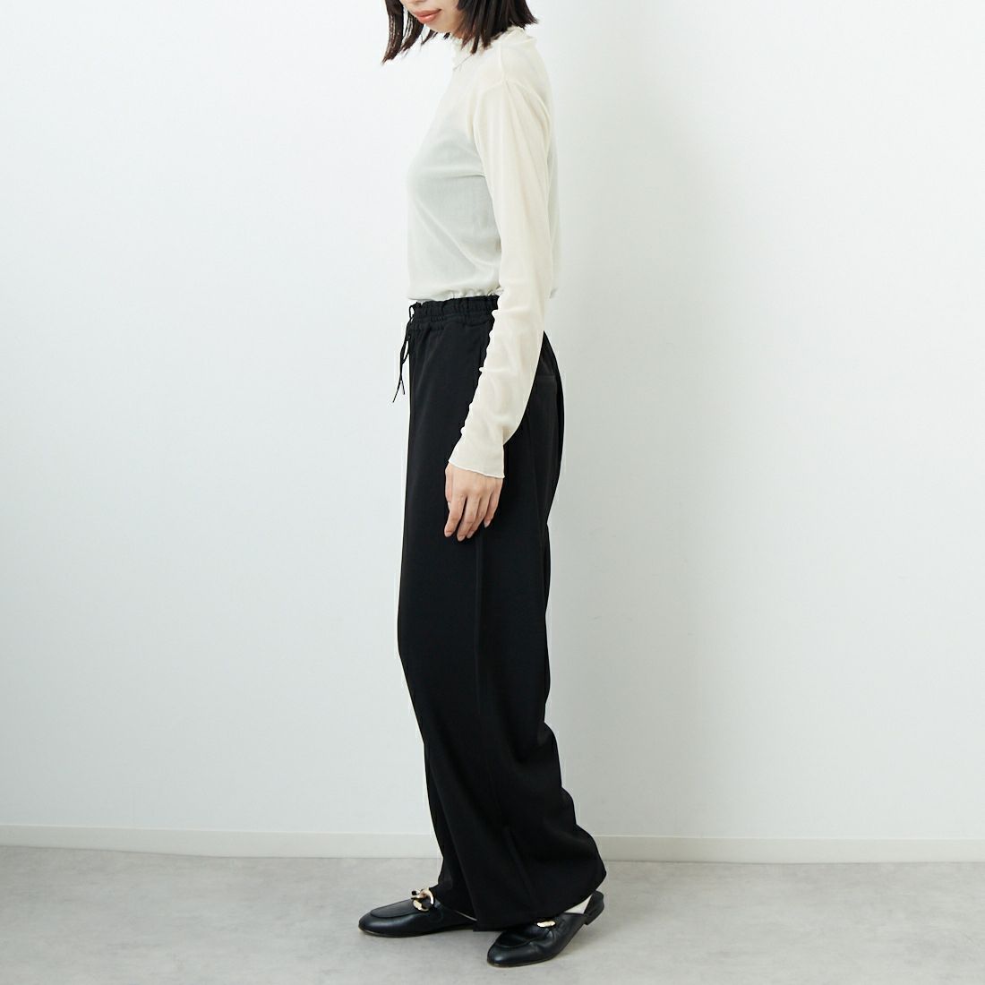 USINE [ユジーヌ] フロッキーチュールタートルネックTシャツ [21256065] 032 ｱｲﾎﾞﾘｰ &&モデル身長：162cm 着用サイズ：F&&