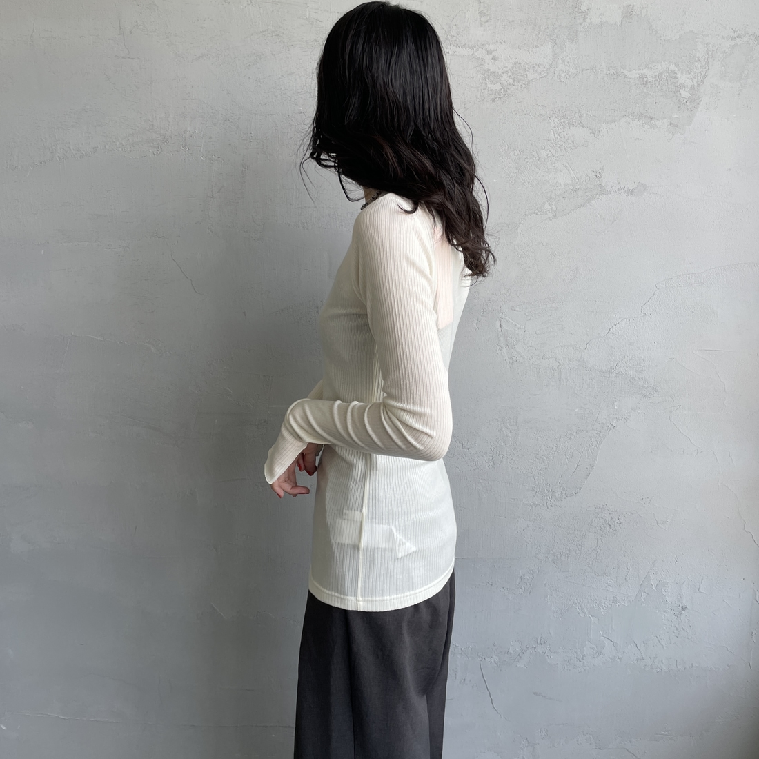 USINE [ユジーヌ] カシミアシルク シアーボートネックカットソー [21256066] 031 ｵﾌ &&モデル身長：160cm 着用サイズ：38&&