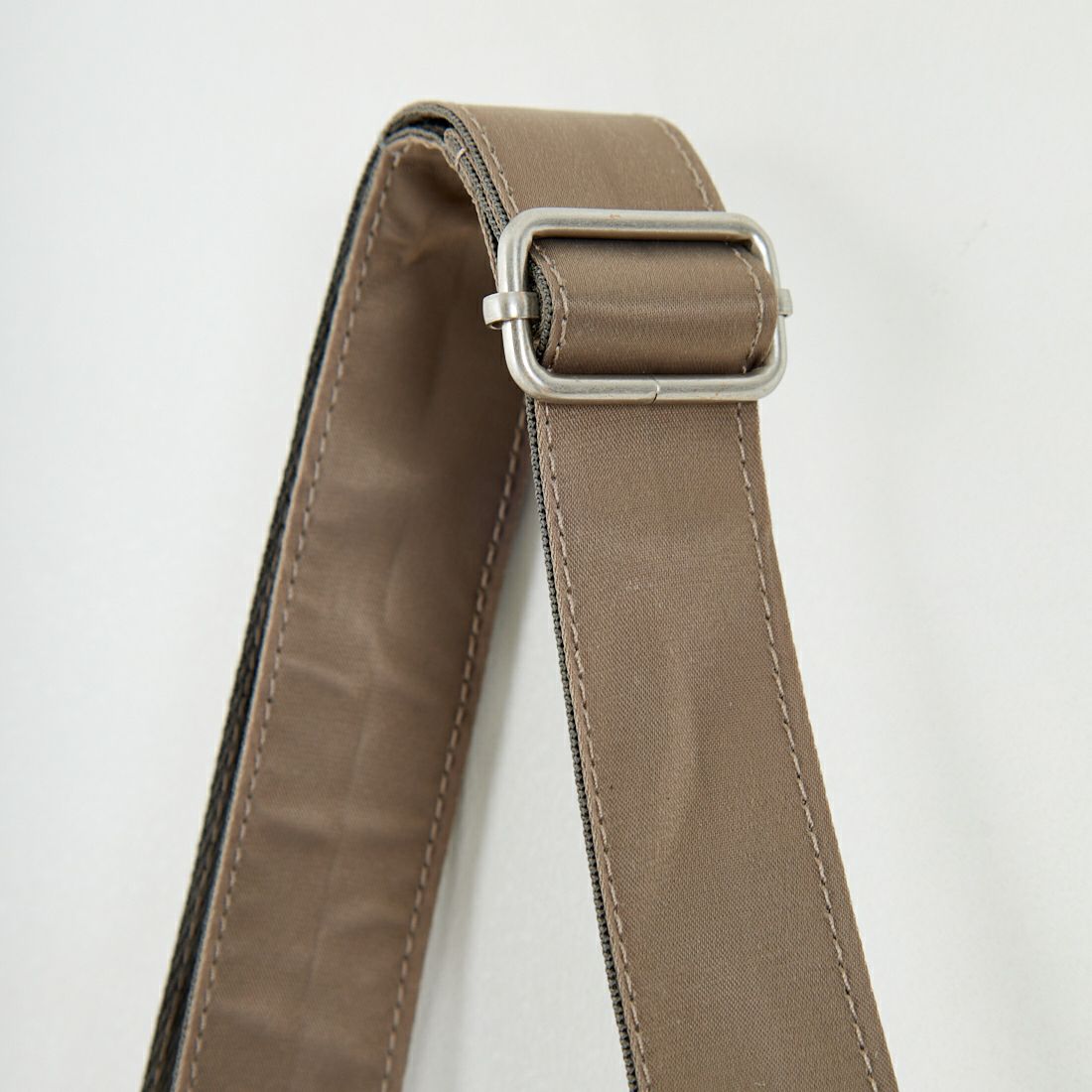 TRIFFER [トリファー] サークルバッグ [J150] KHAKI