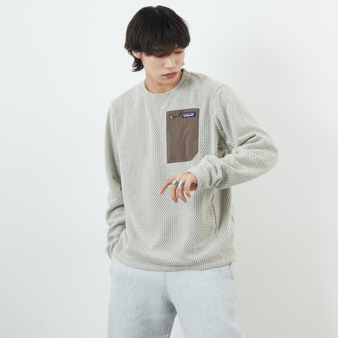 patagonia [パタゴニア] メンズ R1 エア・クルー [40236] PLCN &&モデル身長：179cm 着用サイズ：L&&