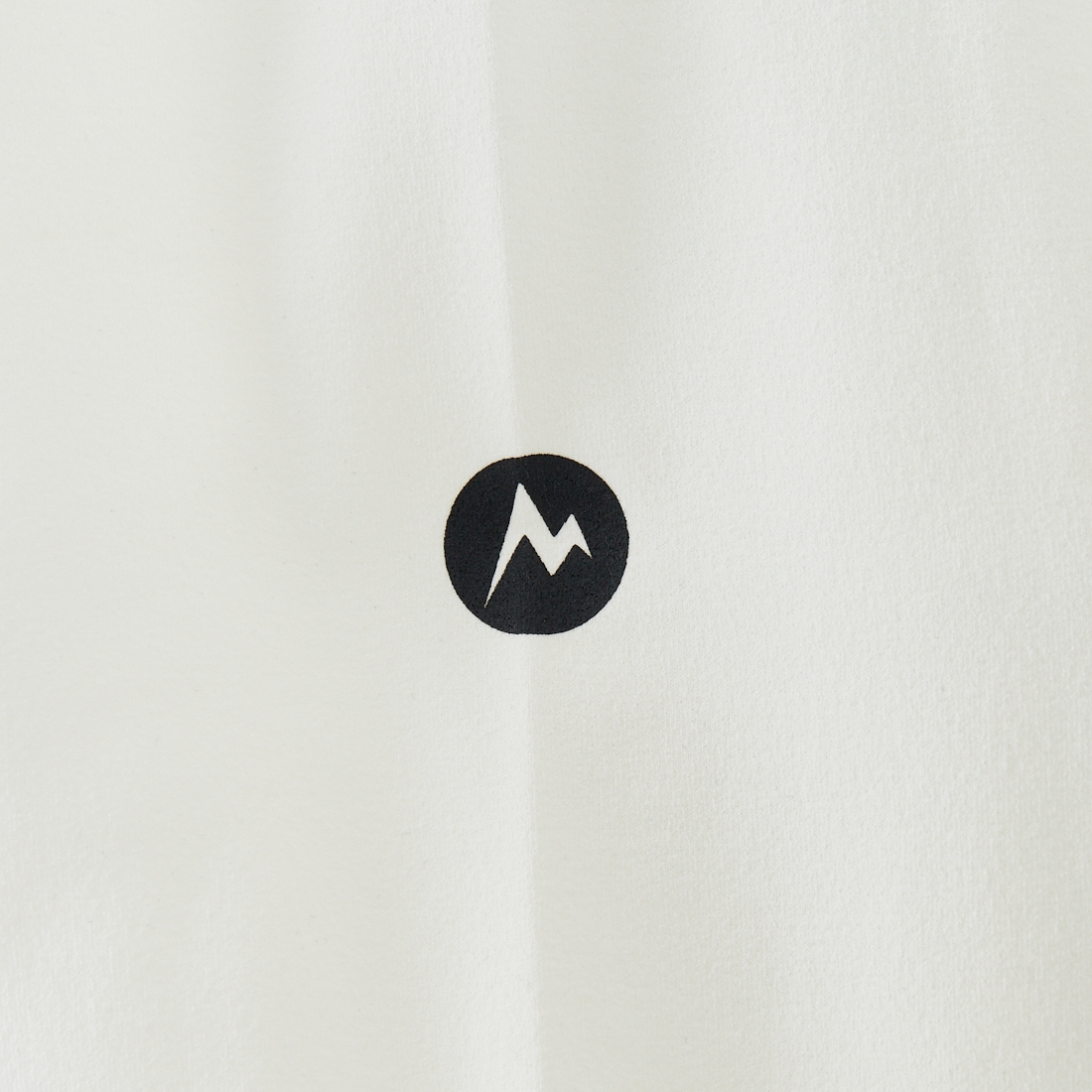 Marmot [マーモット] 別注 ドローコード付き ワンポイントロゴ ロングスリーブポケットTシャツ [MTFW25U04IN-JF] WHITE