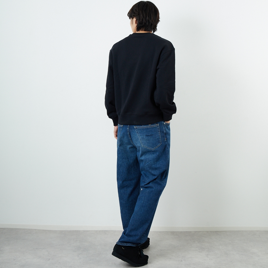 MAISON KITSUNE [メゾン キツネ] スタンディングフォックス コンフォートスウェット [PM00311KM0341] P199 BLACK &&モデル身長：179cm 着用サイズ：S&&
