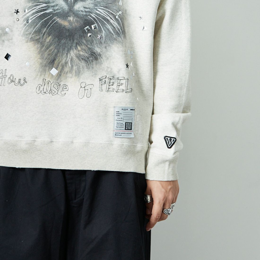 Maison MIHARA YASUHIRO [メゾン ミハラヤスヒロ] エンベリッシュド ダメージプルオーバー [J15PO723] WHITE &&モデル身長：179cm 着用サイズ：44&&
