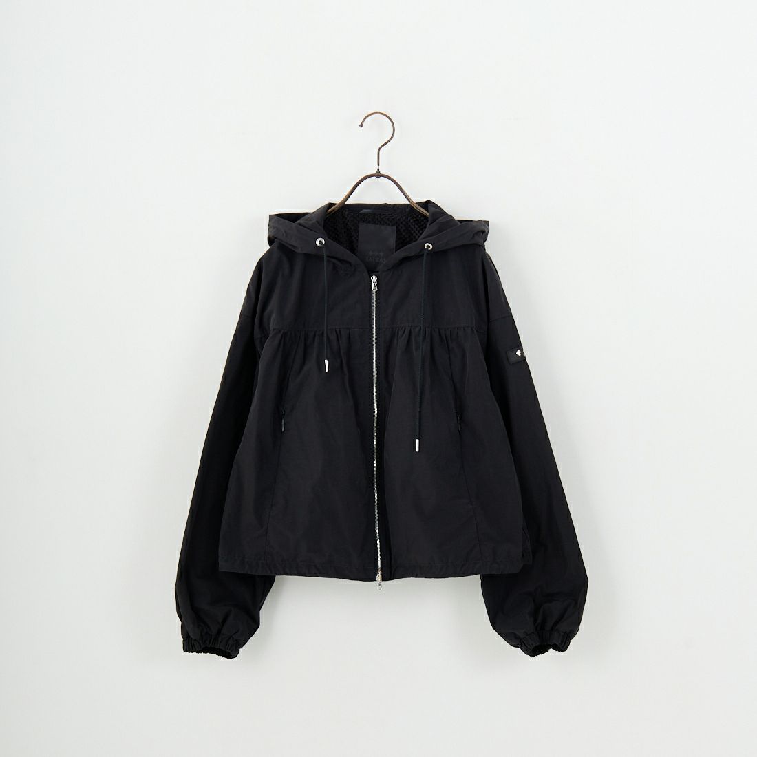 極美品 TATRAS タトラス ジャケット ブルゾン フード付 プロルジア 01 TATRAS TATRAS【タトラス】フーデットブルゾン LULIO ナイロン