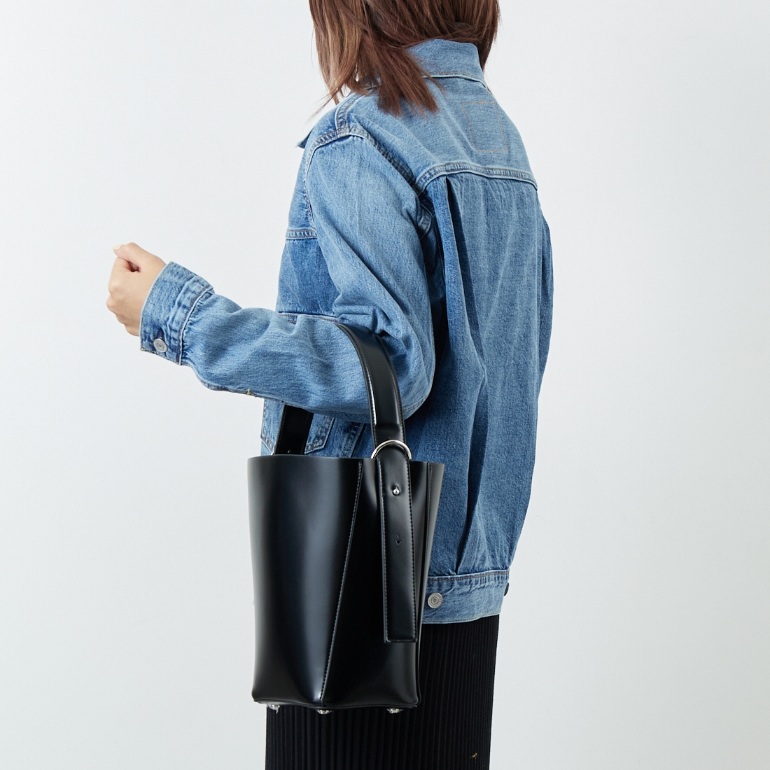 &MyuQ [アンドミューク] LIBER バケツ型トートバッグ [MCB114] BLACK