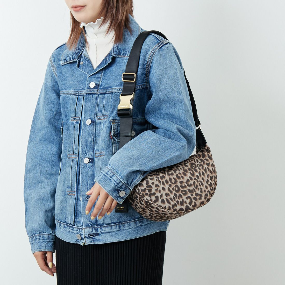 VIOLAd'ORO [ヴィオラドーロ] BIANCA レオパード柄ボディバッグ [V-2257] LEOPARD/BK