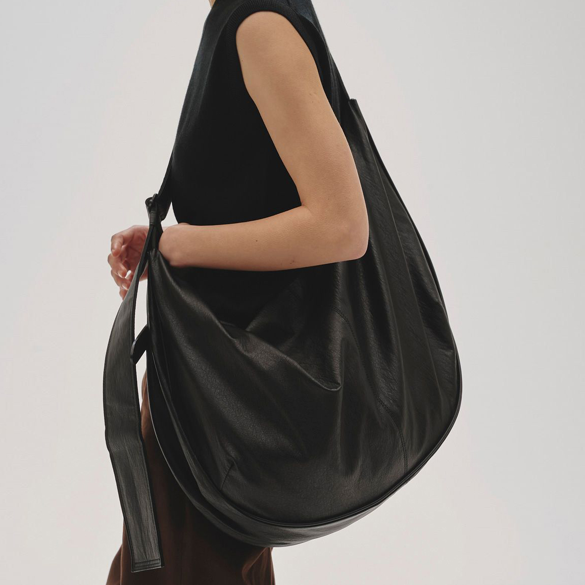 TODAYFUL 巾着バッグ TODAYFULトゥデイフル☆レザー巾着ショルダー