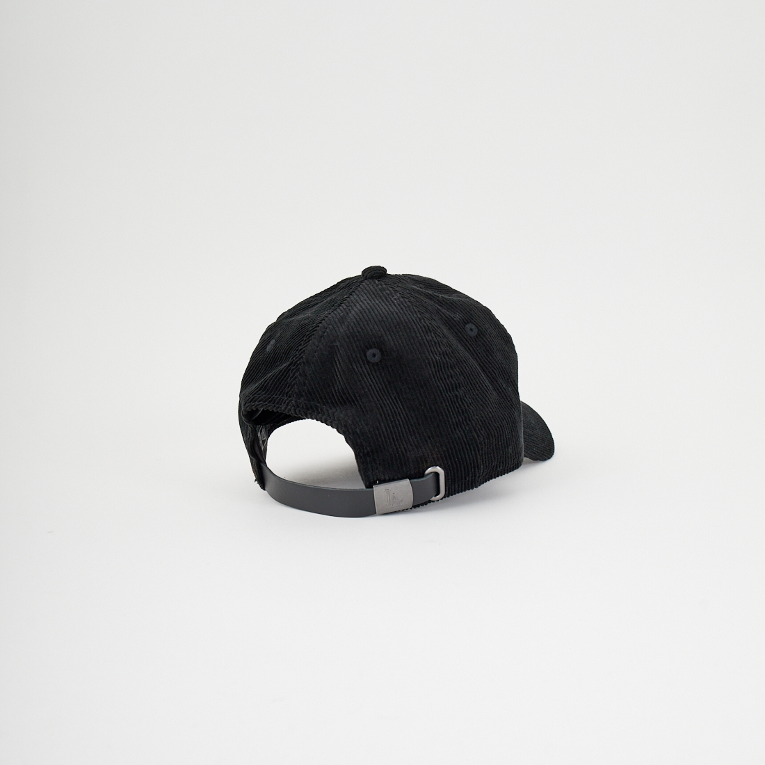 NEW ERA [ニューエラ] 9TWENTY マイクロコーデュロイ ロサンゼルス・ドジャース [14667971] LOSDOD BLK
