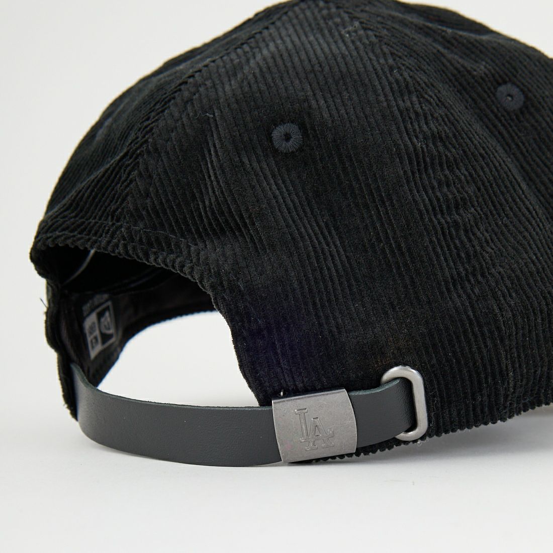 NEW ERA [ニューエラ] 9TWENTY マイクロコーデュロイ ロサンゼルス・ドジャース [14667971] LOSDOD BLK