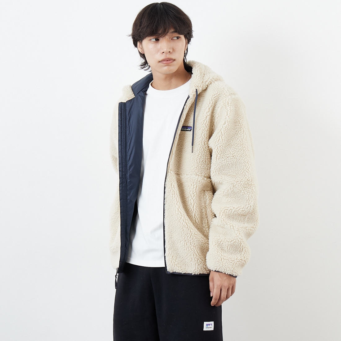新品☆パタゴニア☆もこもこアウター☆3T パタゴニア ボアアウター3T  