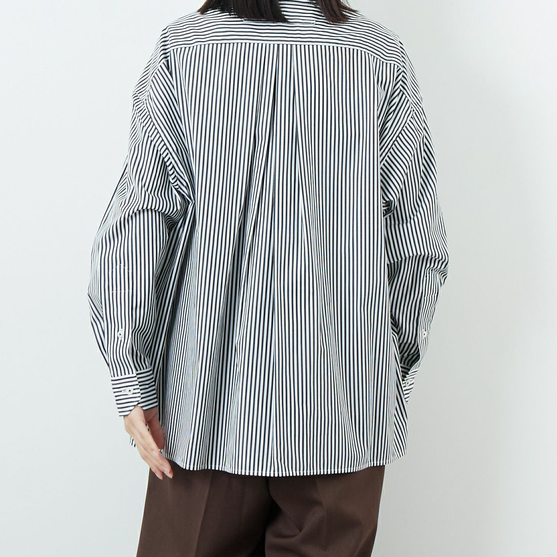 TICCA [ティッカ] スクエアビッグシャツ [TBEA-101] BLACK LOND &&モデル身長：162cm 着用サイズ：2&&