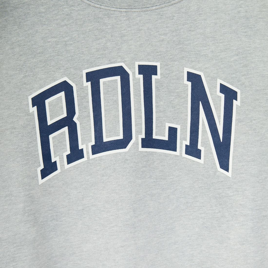 【RHODOLIRION /ロドリリオン】 スウェット RhodolirioN [ロドリリオン] ロゴタイプクルーネックスウェット