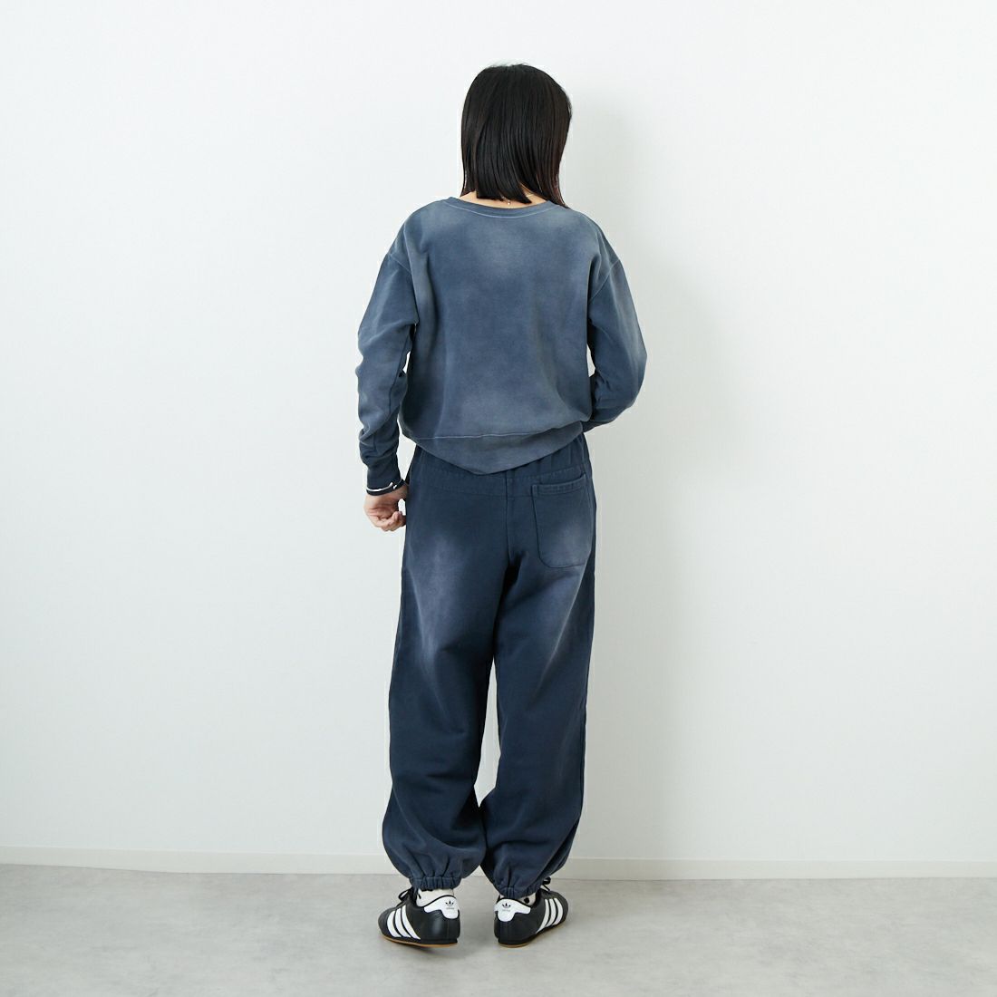 RhodolirioN [ロドリリオン] ロゴタイプバルーンパンツ [RV1070] B NAVY &&モデル身長：162cm 着用サイズ：0&&