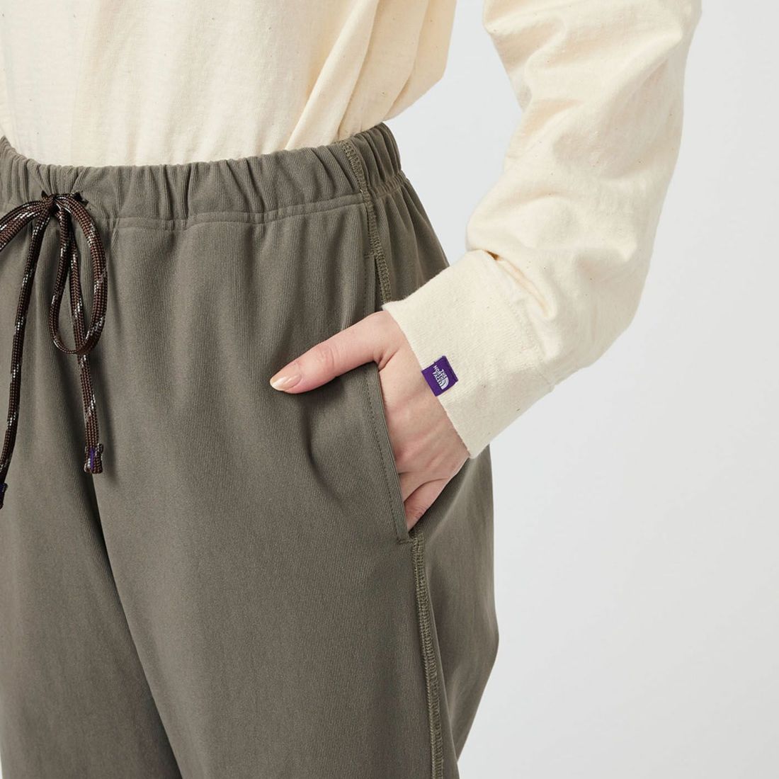 THE NORTH FACE PURPLE LABEL [ザ ノースフェイス パープルレーベル] フィールドストレッチリブパンツ [N25FC034] AH ASPHALT &&モデル身長：162cm 着用サイズ：WS&&