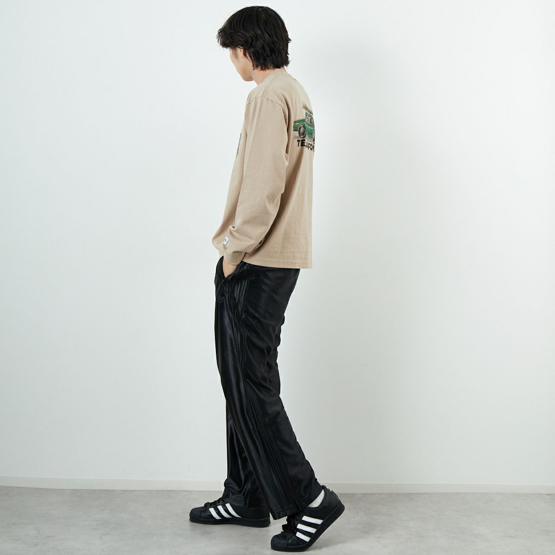 The Endless Summer [エンドレスサマー] 4BUHI ロングスリーブ Tシャツ [FH-25774327] 35 BEIGE &&モデル身長：179cm 着用サイズ：M&&