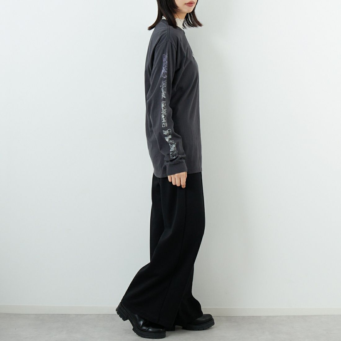 patagonia [パタゴニア] メンズ ロングスリーブ ロングウェイラウンド オーガニックTシャツ [37821] INBK &&モデル身長：162cm 着用サイズ：S&&