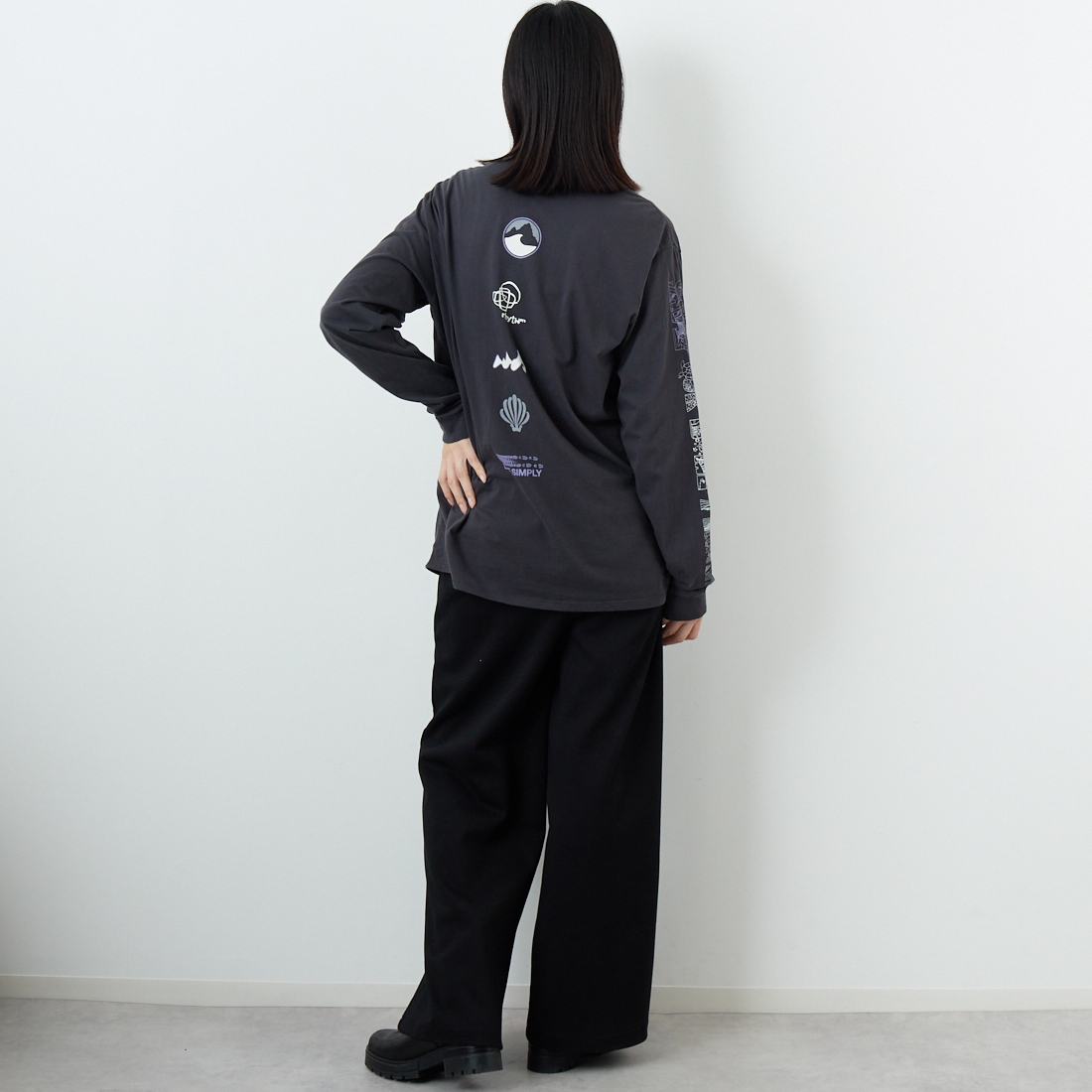 patagonia [パタゴニア] メンズ ロングスリーブ ロングウェイラウンド オーガニックTシャツ [37821] INBK &&モデル身長：162cm 着用サイズ：S&&