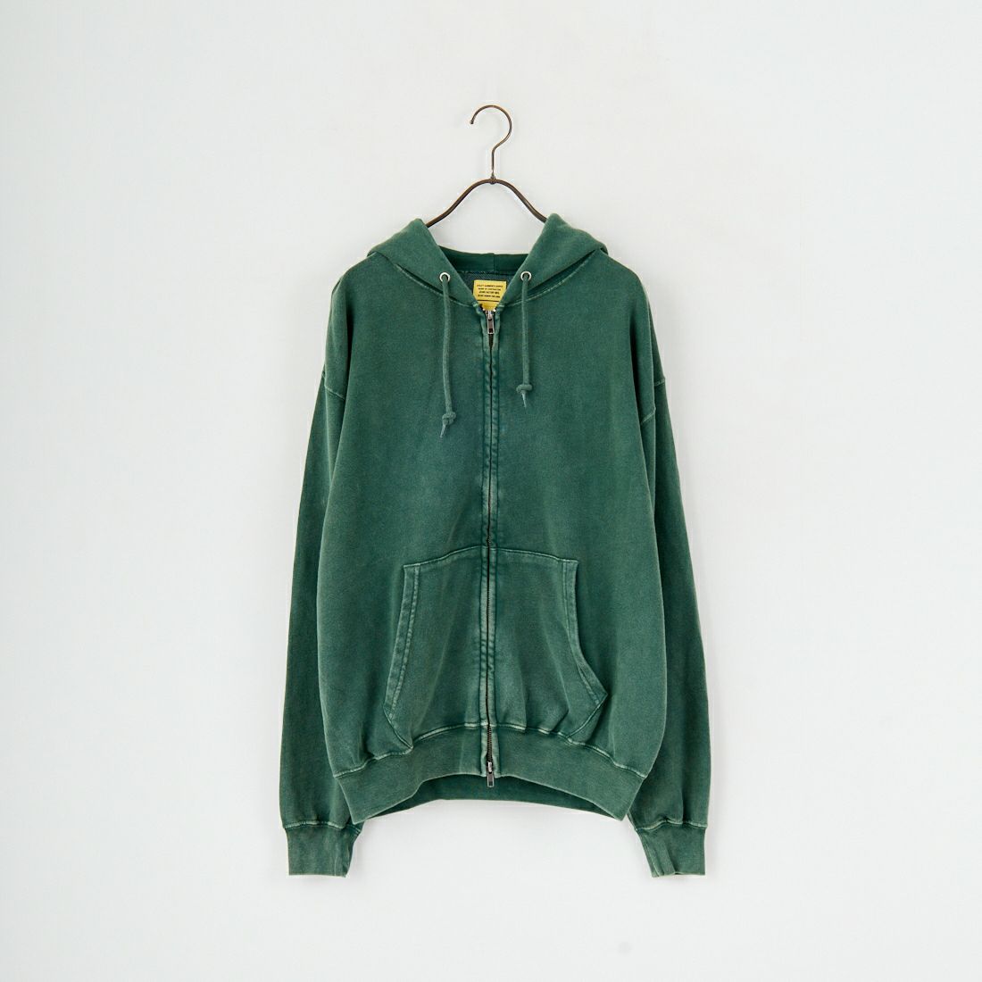 GREEN