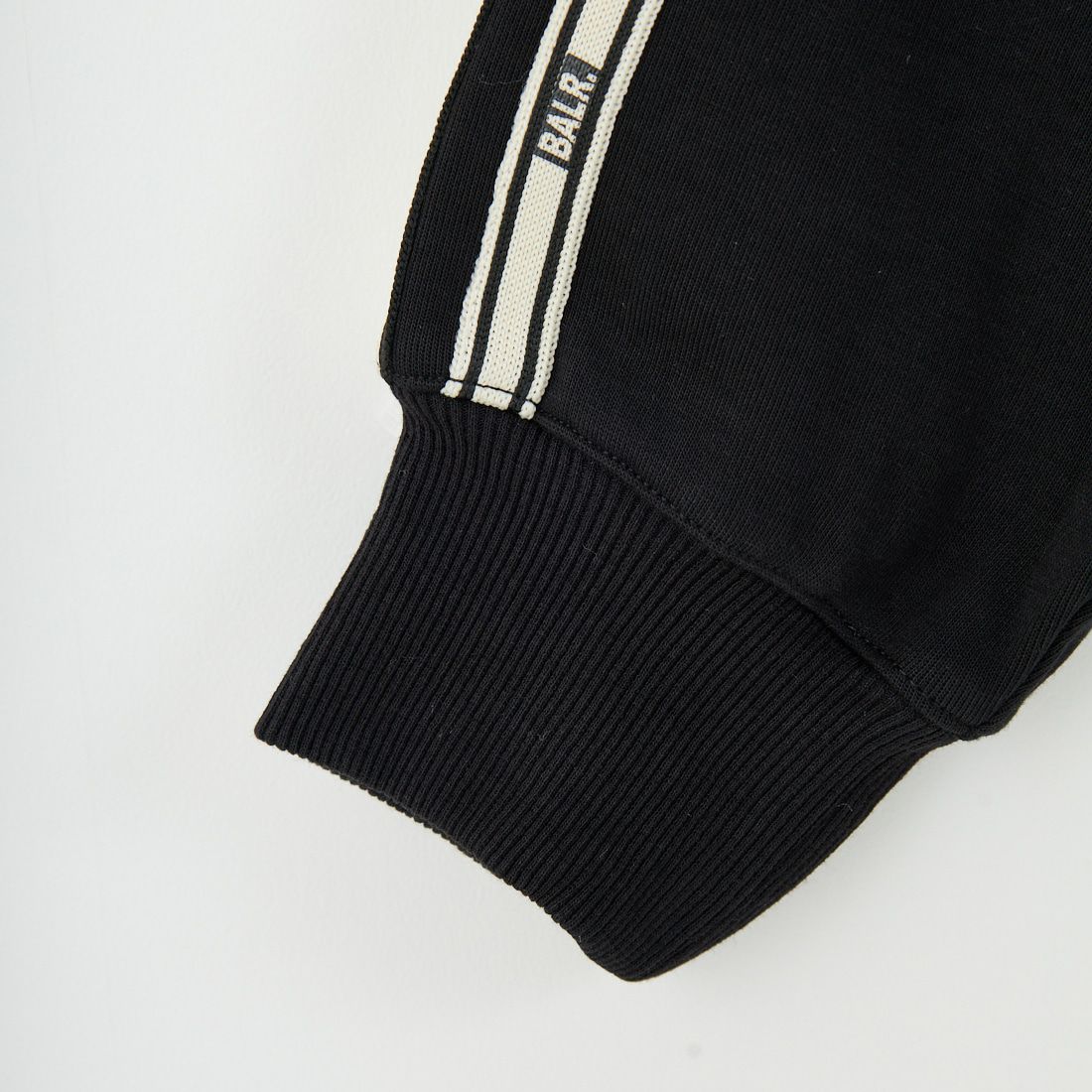 BALR. [ボーラー] テープフーディ [B12611162] JET BLACK