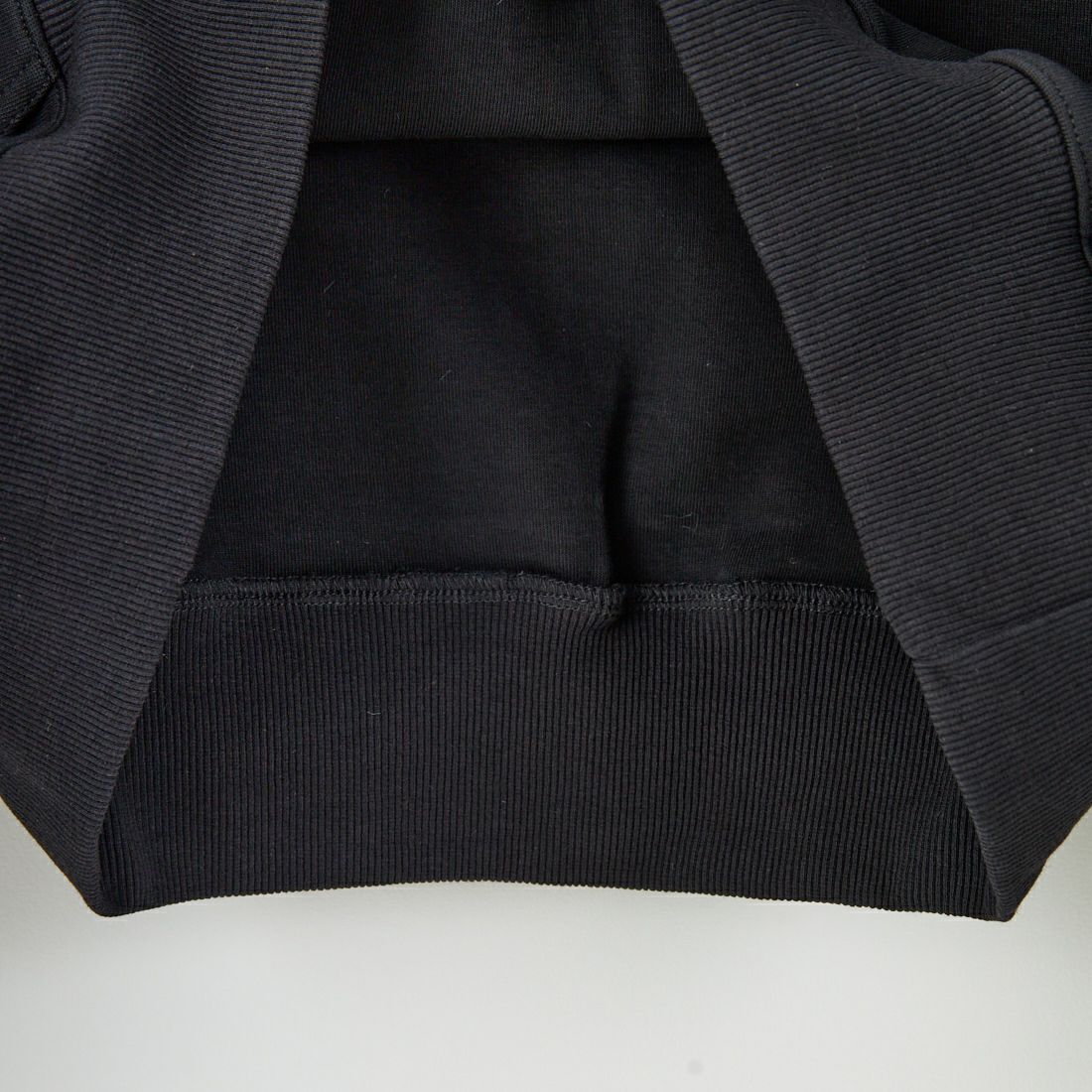 BALR. [ボーラー] テープフーディ [B12611162] JET BLACK