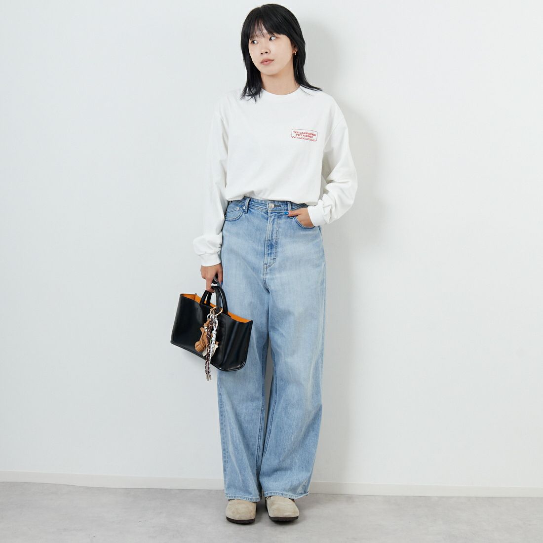 The Endless Summer [エンドレスサマー] CALIFORNIA PIZZA DINER ロングスリーブTシャツ [FH-25774328] 07 WHITE &&モデル身長：167cm 着用サイズ：S&&