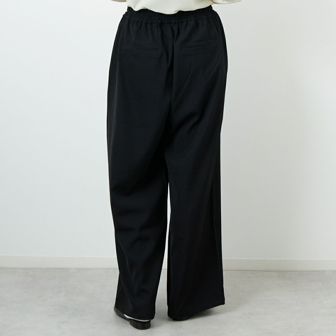 Jeans Factory Clothes [ジーンズファクトリークローズ] イージーワイドパンツ [IN18-PT-5] BLACK &&モデル身長：162cm 着用サイズ：36&&