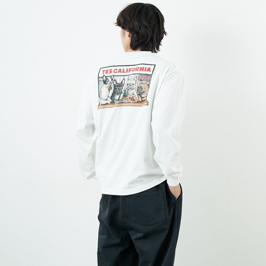 The Endless Summer [エンドレスサマー] CALIFORNIA PIZZA DINER ロングスリーブTシャツ [FH-25774328] 07 WHITE &&モデル身長：179cm 着用サイズ：M&&