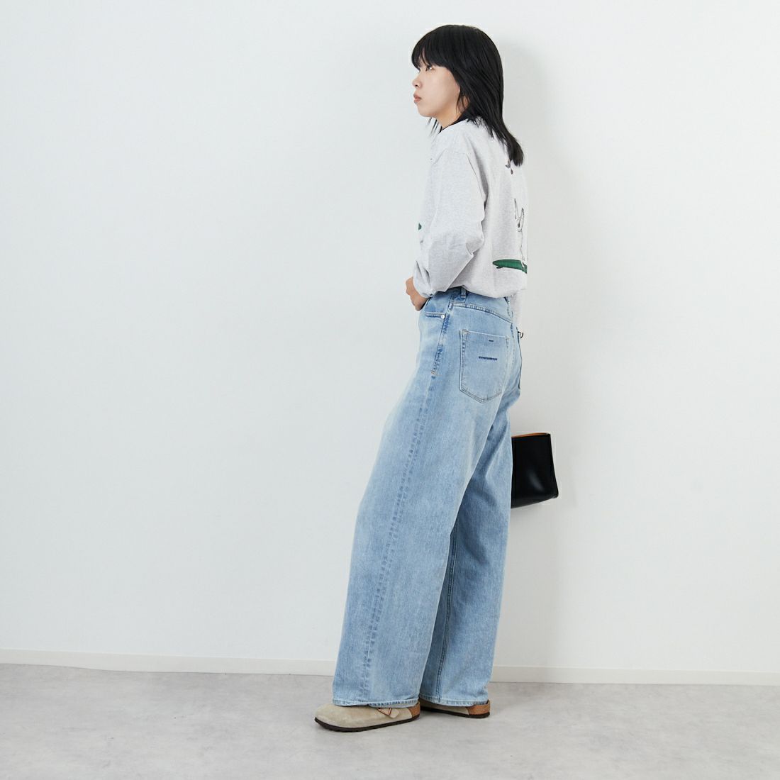 The Endless Summer [エンドレスサマー] 4カラーロゴプリント ロングスリーブTシャツ [FH-25774326] 03 MIX GRY &&モデル身長：167cm 着用サイズ：S&&