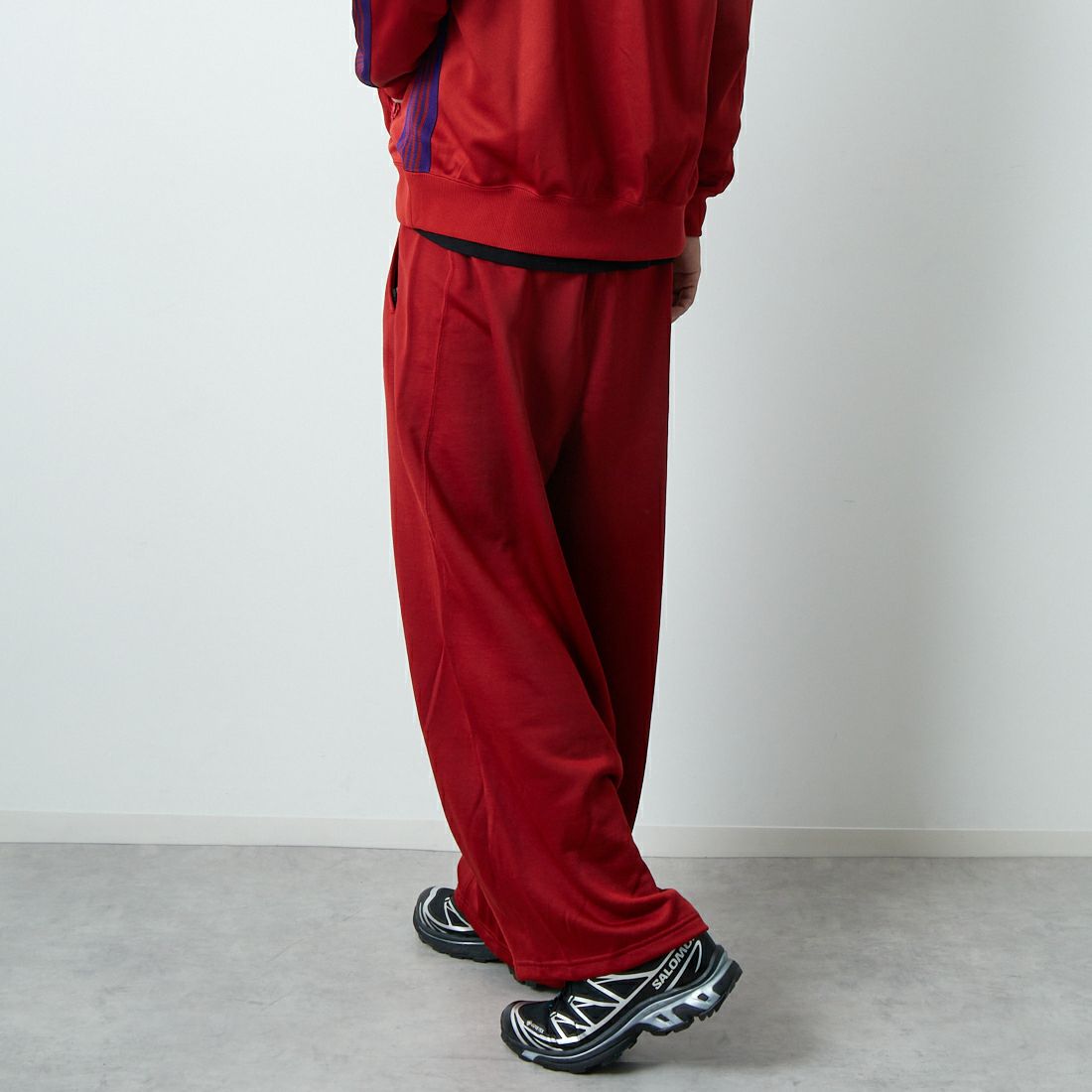 Needles [ニードルズ] ヒザデルスウェットパンツ [RW335] A RED &&モデル身長：179cm 着用サイズ：XS&&