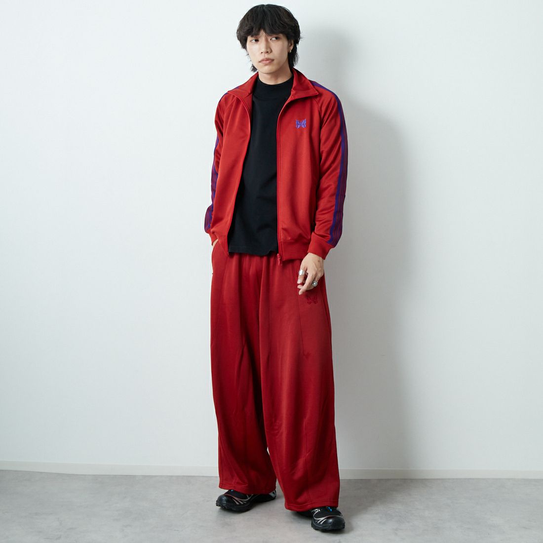 Needles [ニードルズ] ヒザデルスウェットパンツ [RW335] A RED &&モデル身長：179cm 着用サイズ：XS&&