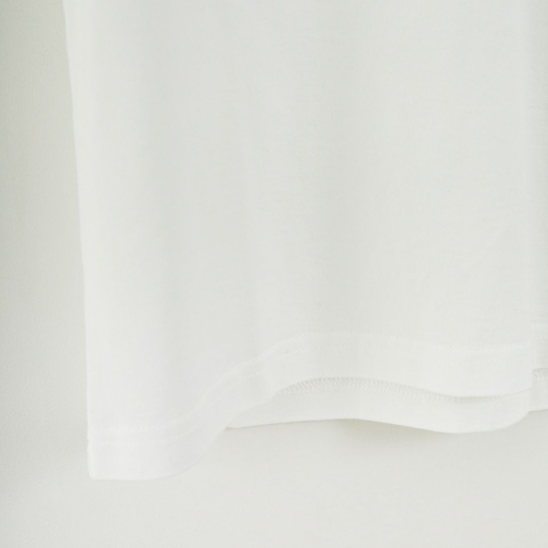 X-girl [エックスガール] オーナメントフェイス ロングスリーブTシャツ [105253011015] WHITE